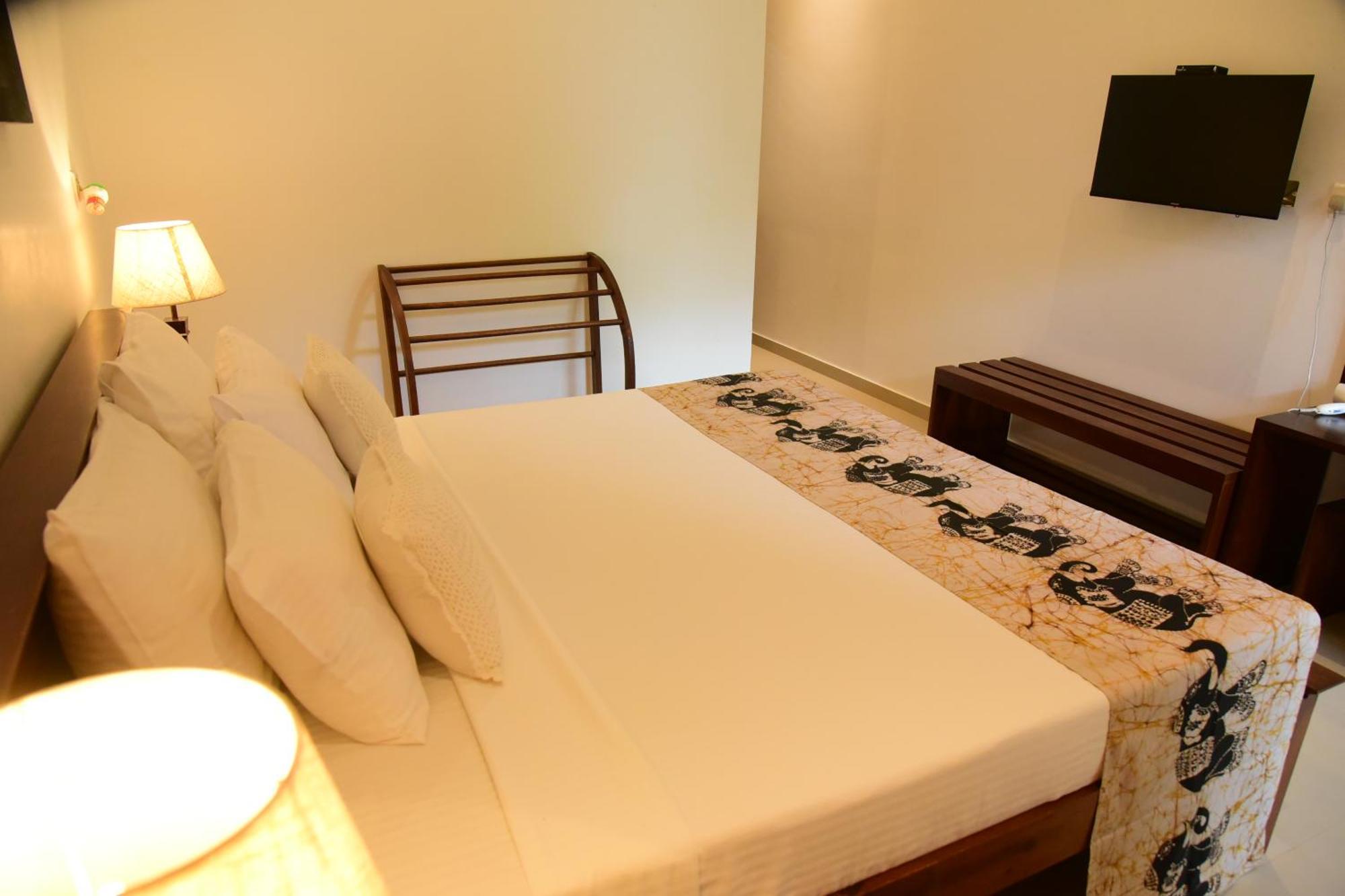 Tranquil Hotel Hikkaduwa Ngoại thất bức ảnh