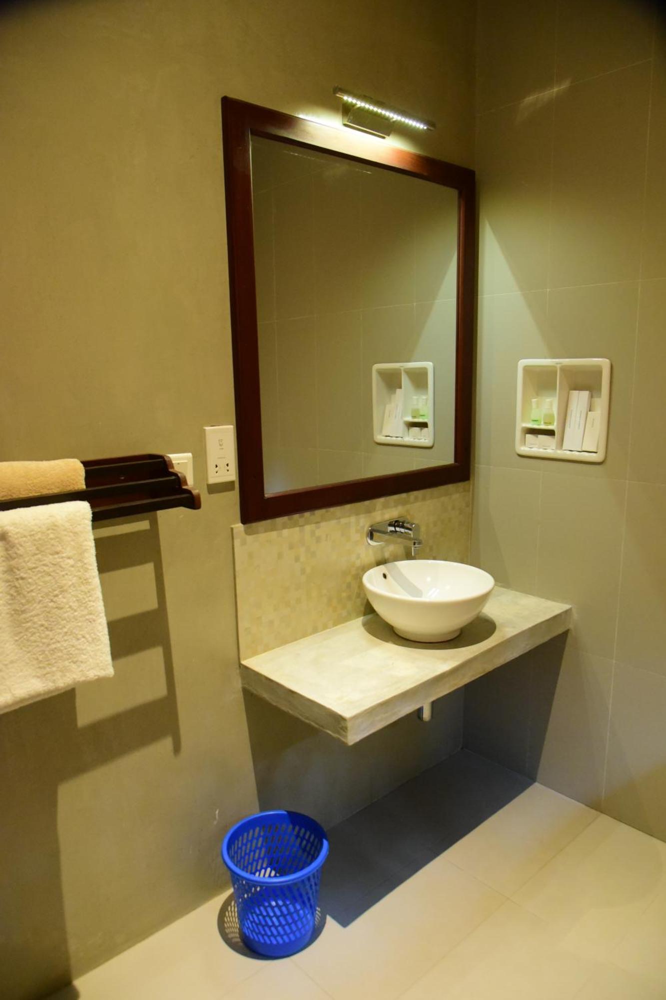 Tranquil Hotel Hikkaduwa Ngoại thất bức ảnh