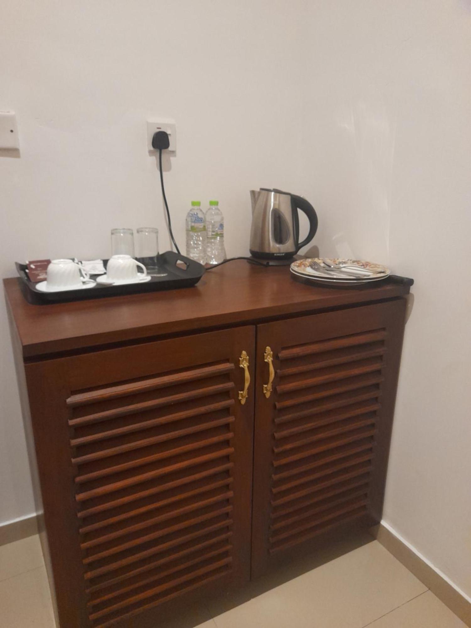 Tranquil Hotel Hikkaduwa Ngoại thất bức ảnh