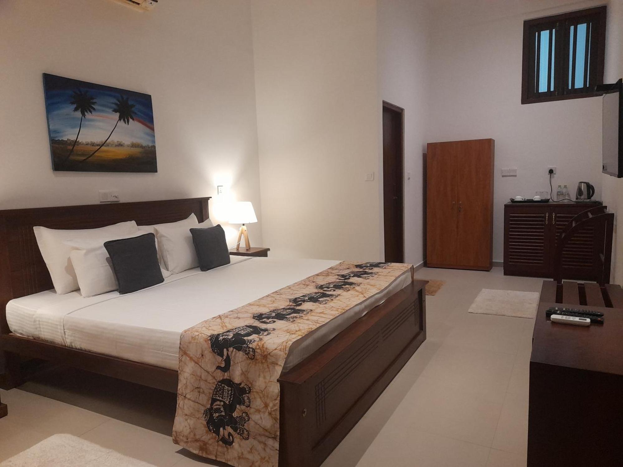 Tranquil Hotel Hikkaduwa Ngoại thất bức ảnh